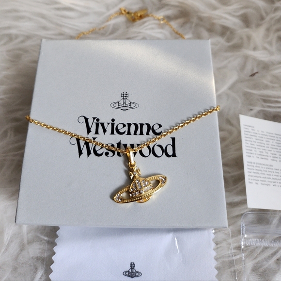 Vivienne Westwood Gold Necklace - Picture 6 of 7
